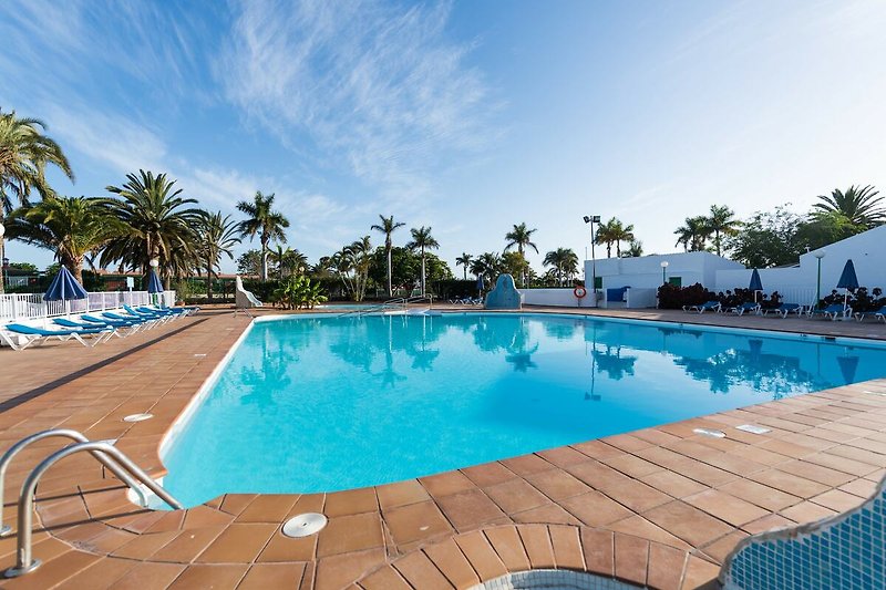 Piscina casa vacanze