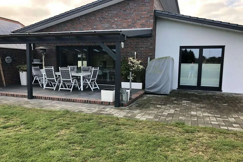 Exterieur vakantiehuis (zomer)