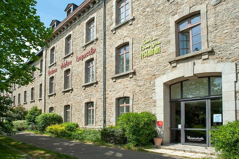 Außenseite Ferienhaus (Sommer)