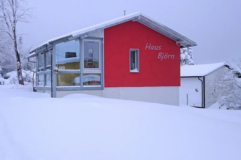 Exterieur vakantiehuis (winter)