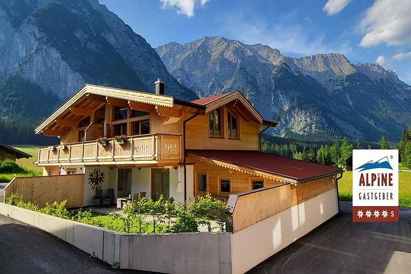 Esterno casa vacanze (estate)