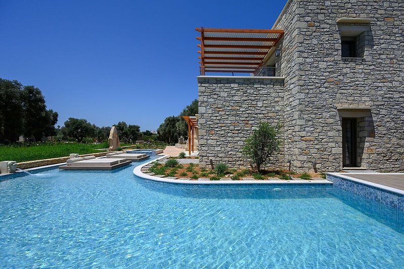 Schwimmbad des Ferienhauses