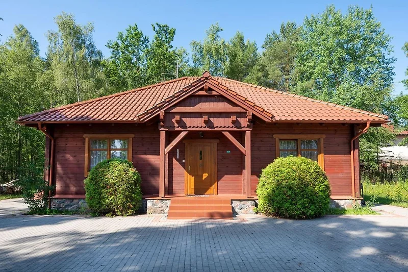 Außenseite Ferienhaus (Sommer)