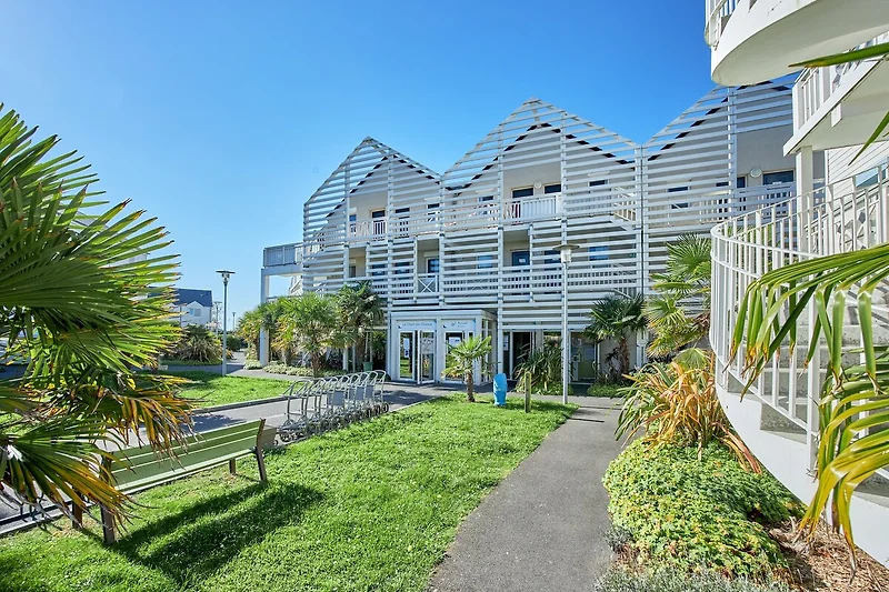 Außenseite Ferienhaus (Sommer)