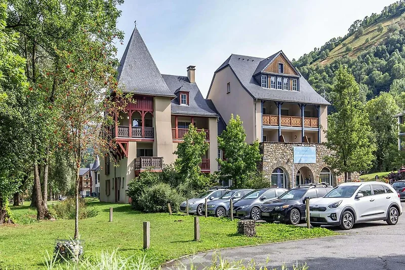 Außenseite Ferienhaus (Sommer)
