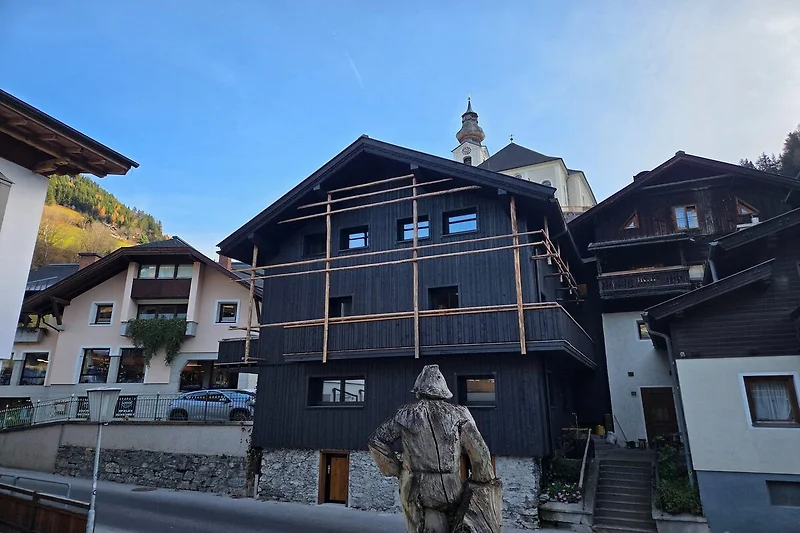 Außenseite Ferienhaus (Sommer)