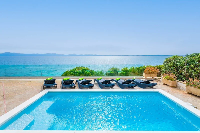 Schwimmbad des Ferienhauses