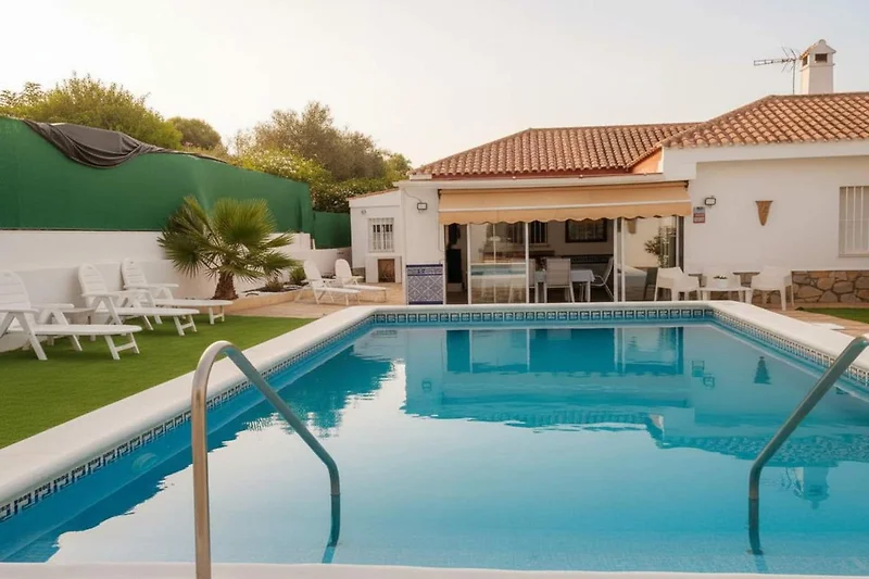 Piscine maison de vacances