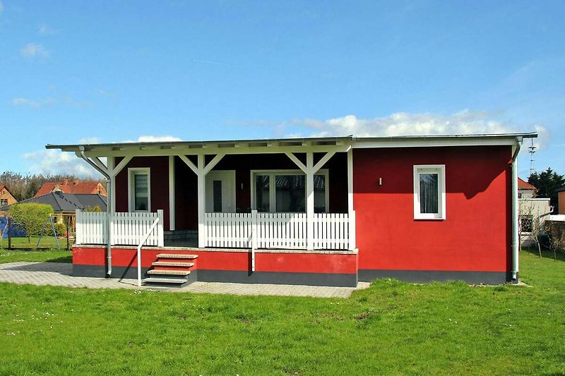 Außenseite Ferienhaus (Sommer)