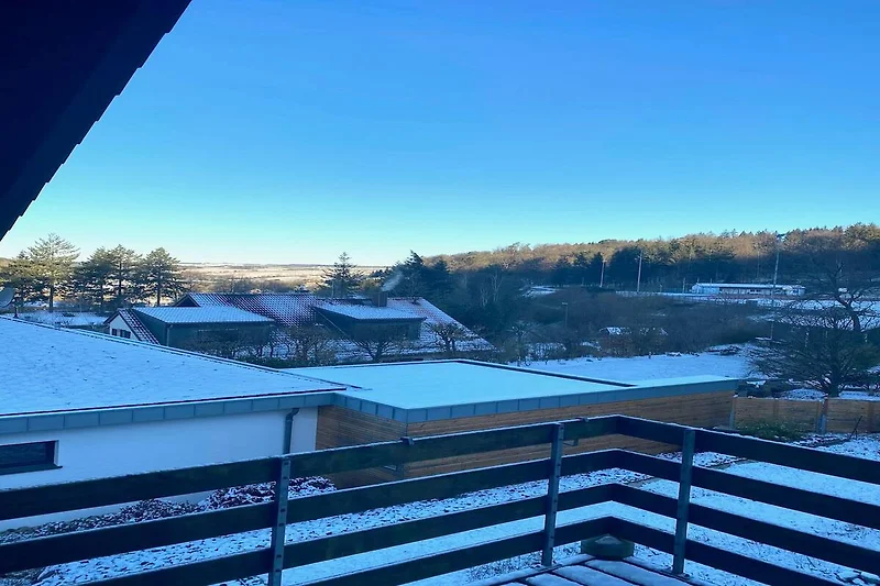 Außenseite Ferienhaus (Sommer)