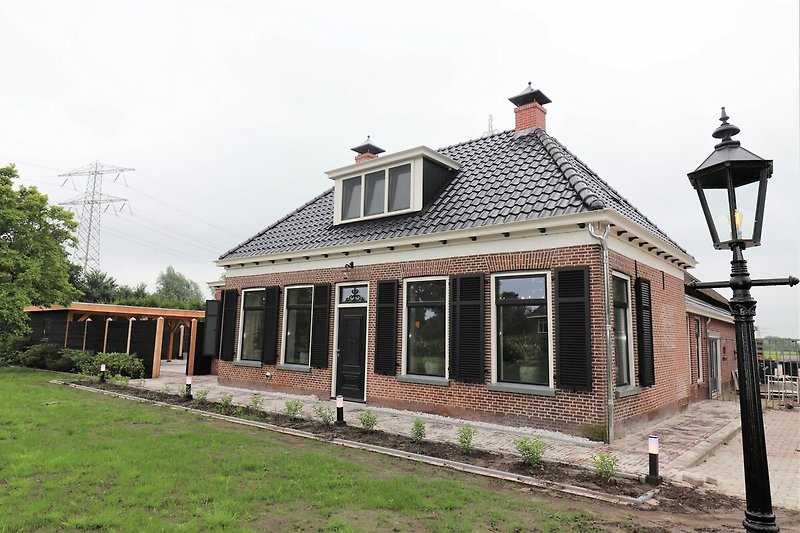 Exterieur vakantiehuis (zomer)