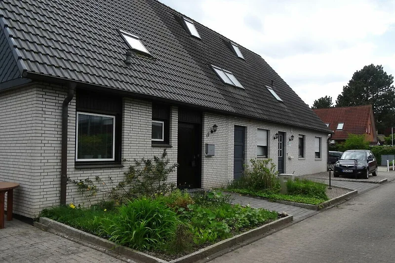 Außenseite Ferienhaus (Sommer)