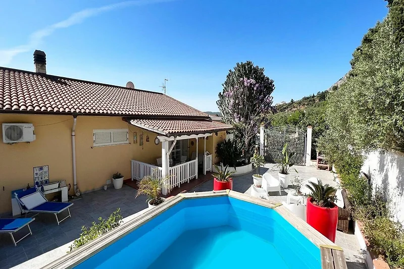 Esterno casa vacanze (estate)