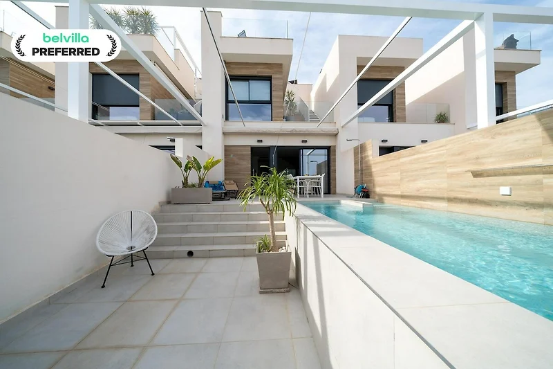 Schwimmbad des Ferienhauses