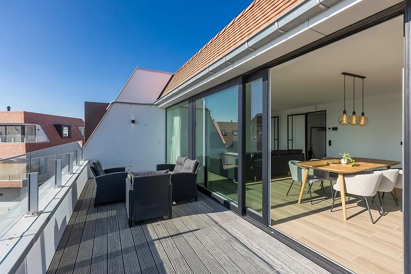 Außenseite Ferienhaus (Sommer)
