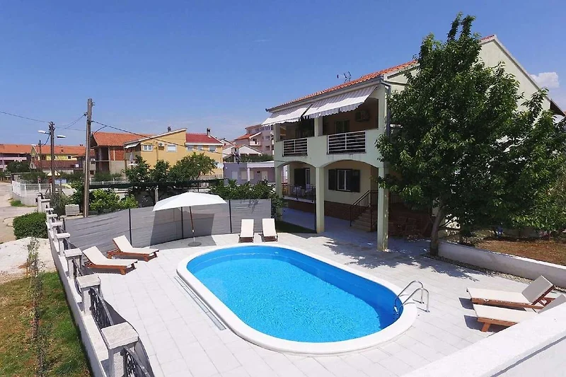 Esterno casa vacanze (estate)