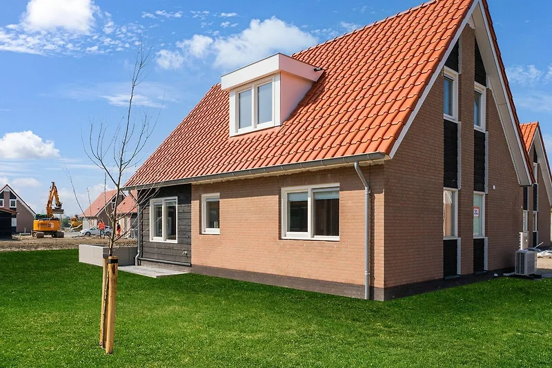Außenseite Ferienhaus (Sommer)