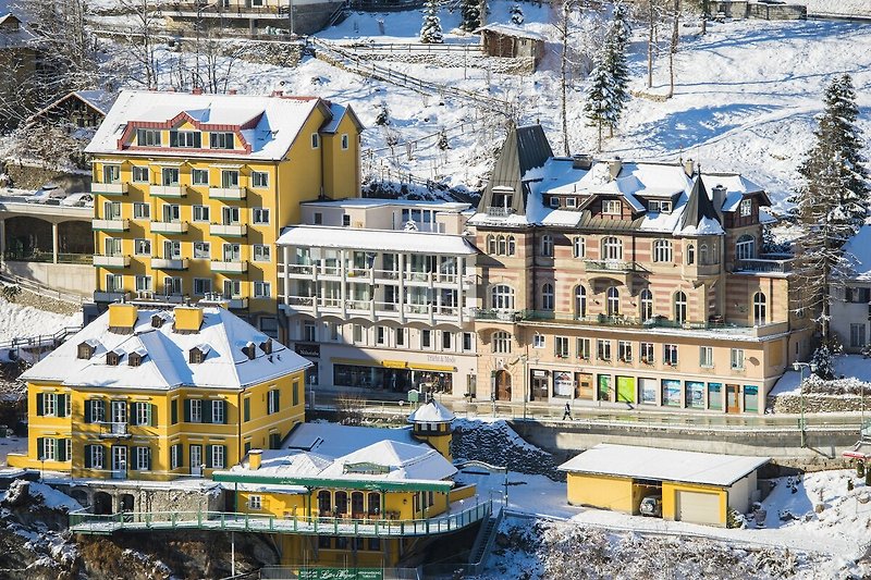 Außenseite Ferienhaus (Winter)