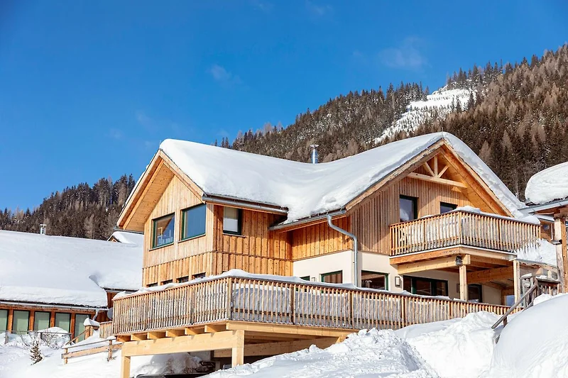 Exterieur vakantiehuis (winter)