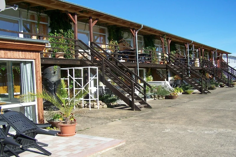 Esterno casa vacanze (estate)