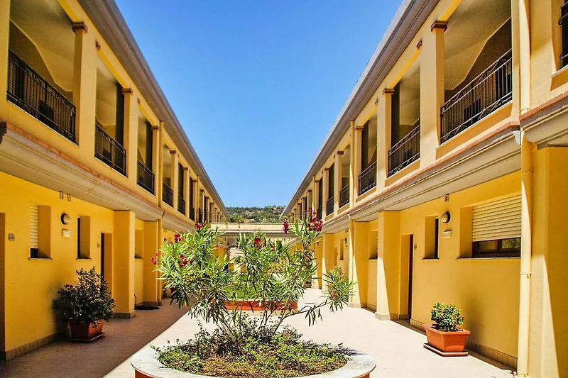Esterno casa vacanze (estate)