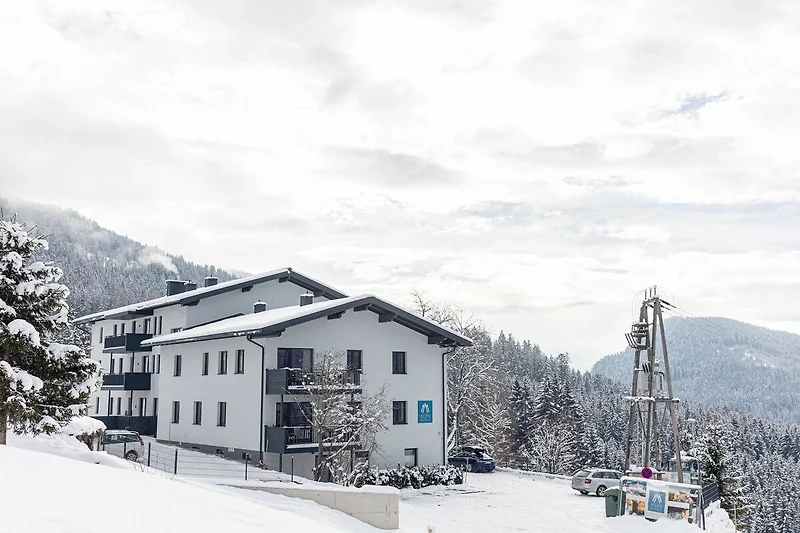 Außenseite Ferienhaus (Winter)