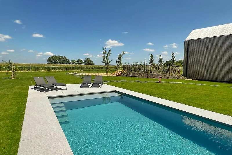 Piscina casa vacanze