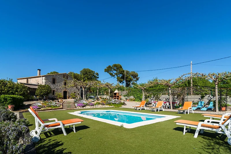 Piscina casa vacanze