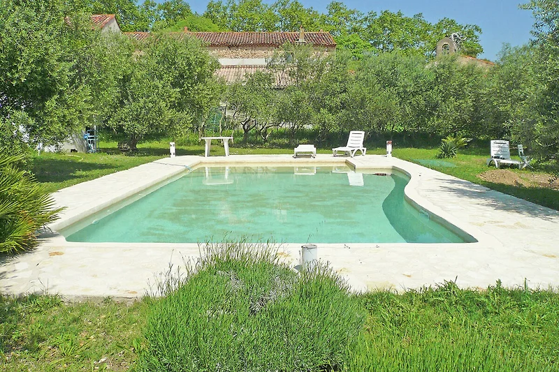 Piscina casa vacanze