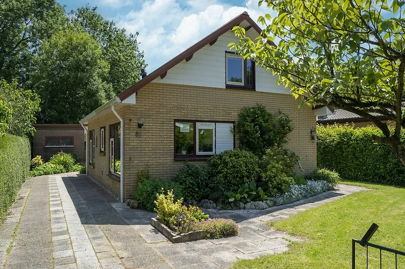 Exterieur vakantiehuis (zomer)