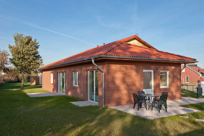 Außenseite Ferienhaus (Sommer)