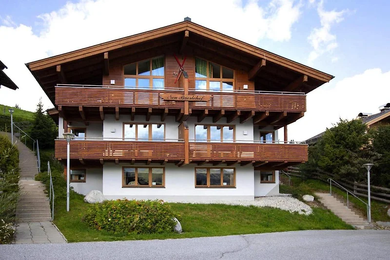 Außenseite Ferienhaus (Sommer)