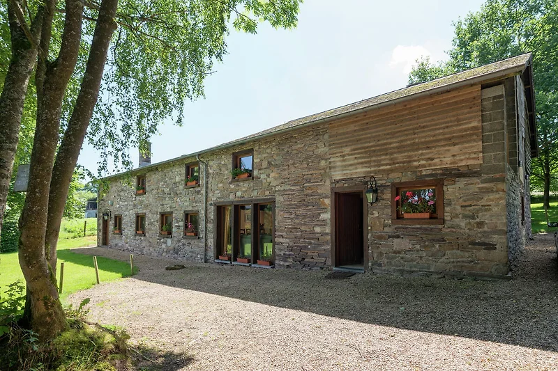 Außenseite Ferienhaus (Sommer)