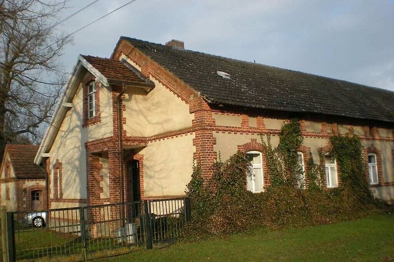 Außenseite Ferienhaus (Sommer)