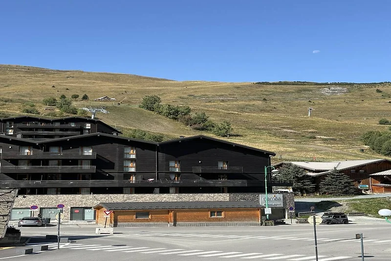 Außenseite Ferienhaus (Sommer)