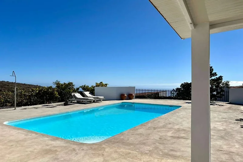 Piscina casa vacanze