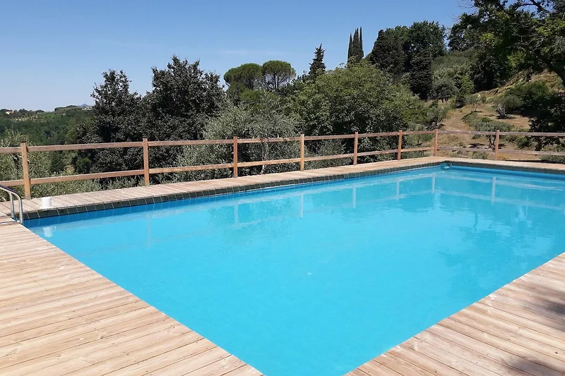 Piscina casa vacanze