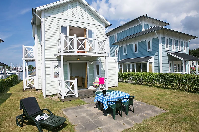 Exterieur vakantiehuis (zomer)