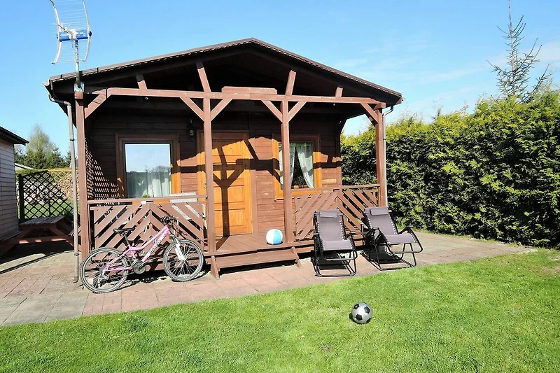 Außenseite Ferienhaus (Sommer)