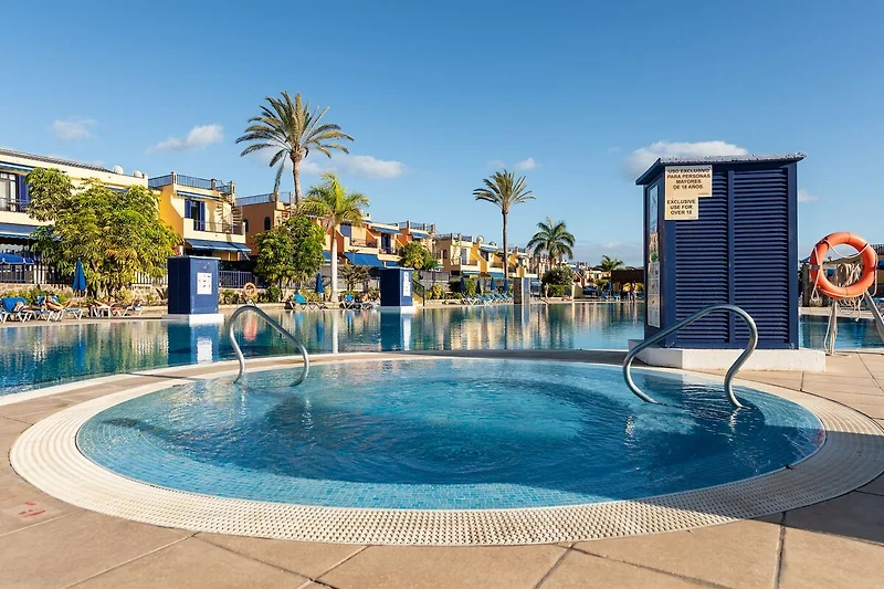 Exterieur vakantiehuis (zomer)