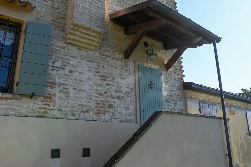Außenseite Ferienhaus (Sommer)