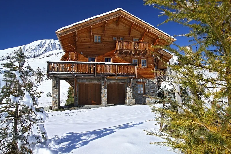 Exterieur vakantiehuis (winter)