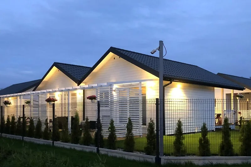 Außenseite Ferienhaus (Sommer)