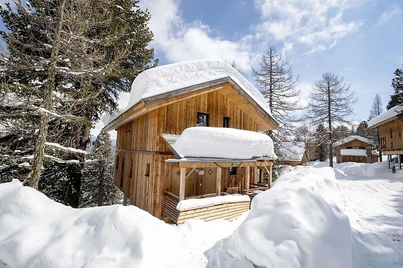 Außenseite Ferienhaus (Winter)
