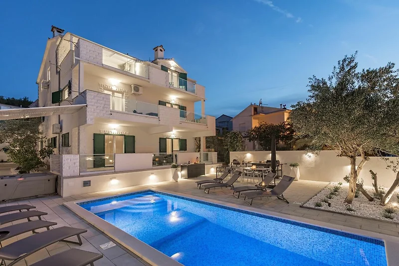 Esterno casa vacanze (estate)