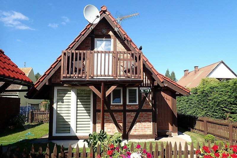 Außenseite Ferienhaus (Sommer)
