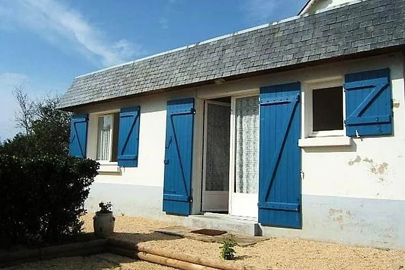 Außenseite Ferienhaus (Sommer)