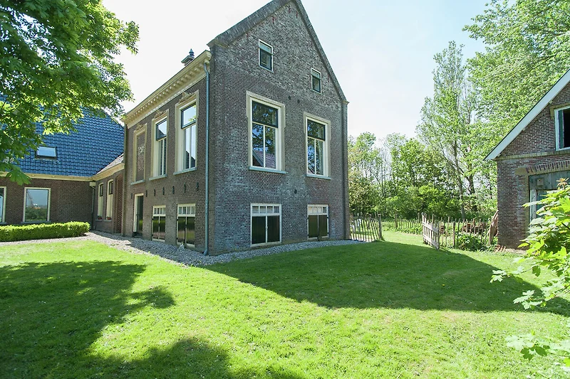 Exterieur vakantiehuis (zomer)