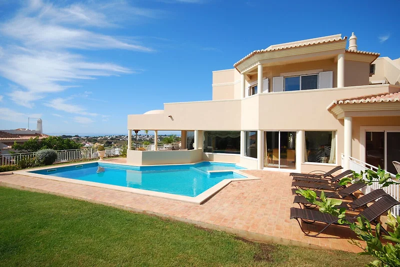 Exterieur vakantiehuis (zomer)