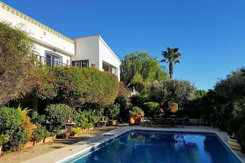 Exterieur vakantiehuis (zomer)